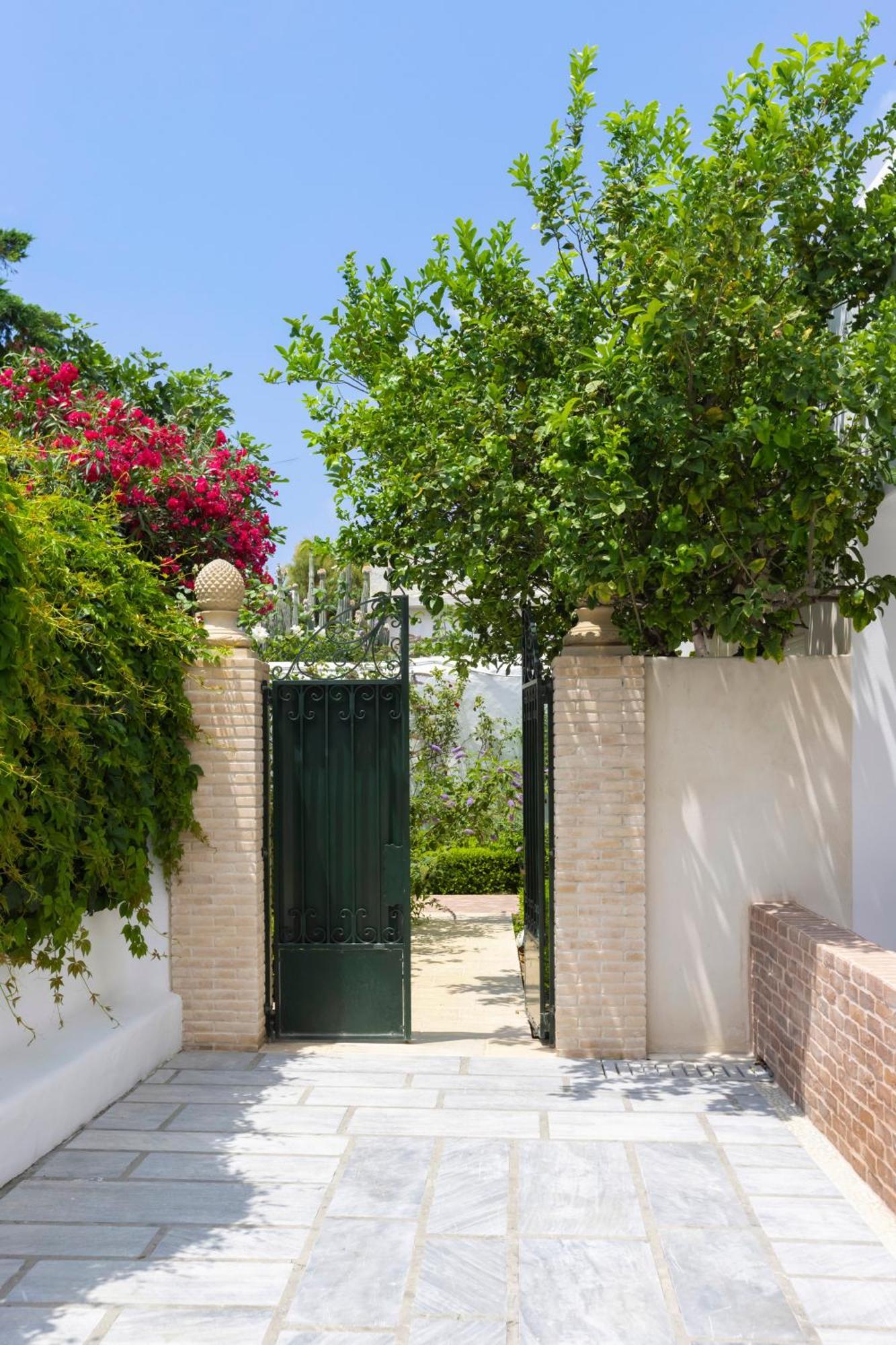 Kouneni Apartments Mykonos Town Bagian luar foto
